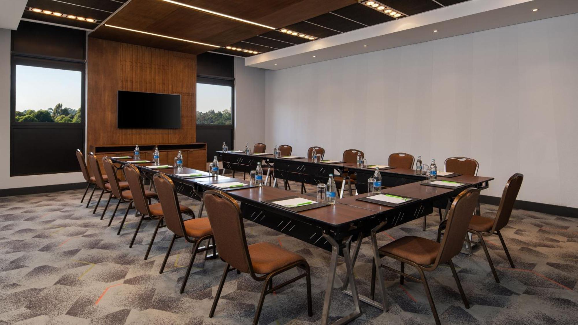 Holiday Inn - Nairobi Two Rivers Mall By Ihg Екстер'єр фото