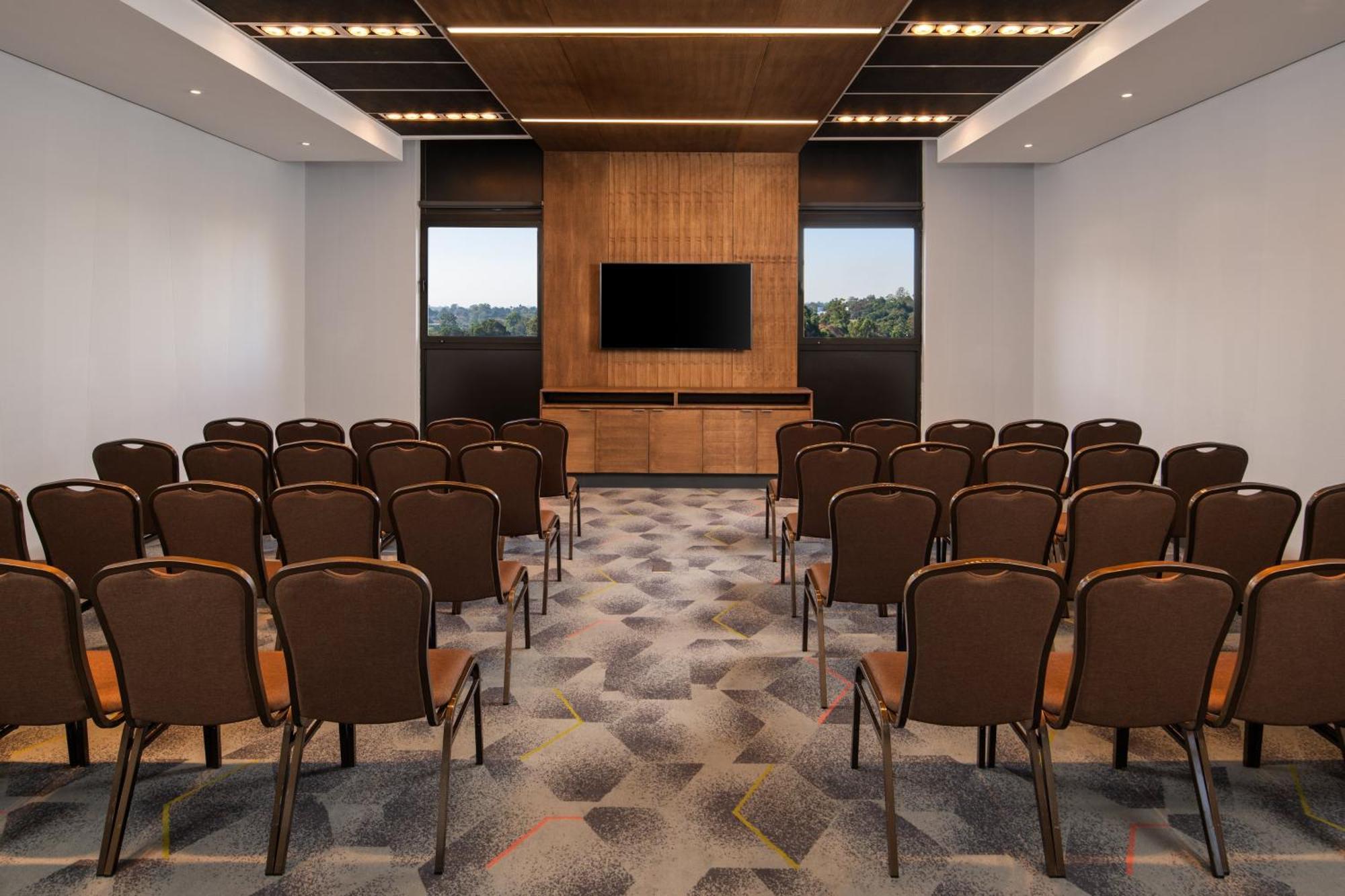 Holiday Inn - Nairobi Two Rivers Mall By Ihg Екстер'єр фото
